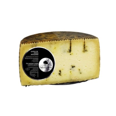 QUESO DE OVEJA LECHE CRUDA CURADO AHUMADO EN CENIZA 1,6 KG.